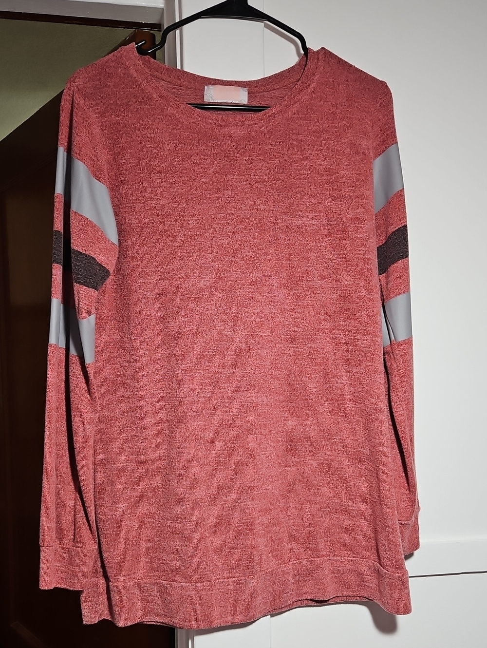 C+D+M Pink Long Sleeve T-Shirt Top Striped Sleeves Size M EUC